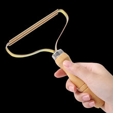 Load image into Gallery viewer, Portable Lint Remover